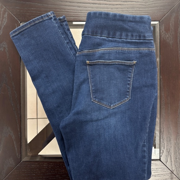 **CHICO'S* Dark Wash Jeggings Size 0.5 (6) - Picture 1 of 7